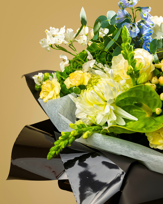 Elegant Bouquet Green